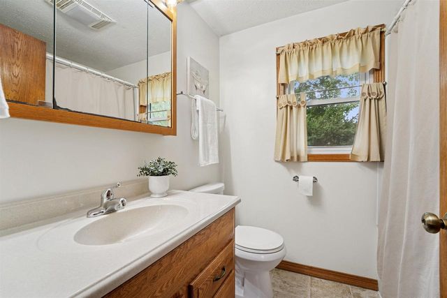 2427 BARBARA AVENUE, Appleton, WI 54915