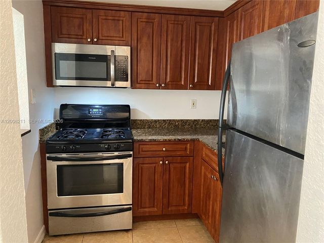14500 SW 88th Ave, Palmetto Bay, FL 33176