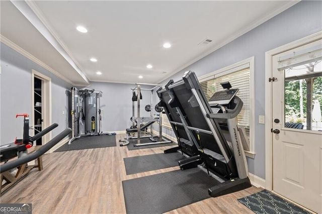 810 Lake Ridge Court, Canton, GA 30114