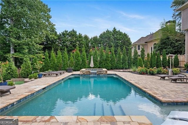 810 Lake Ridge Court, Canton, GA 30114