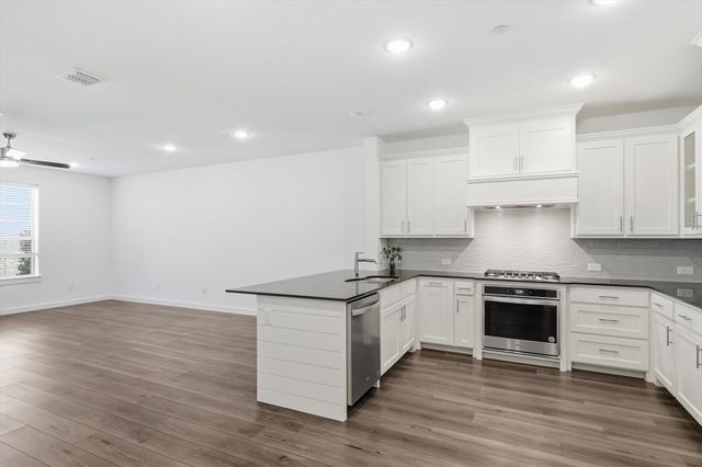 531 Cobblestone Lane, Irving, TX 75039