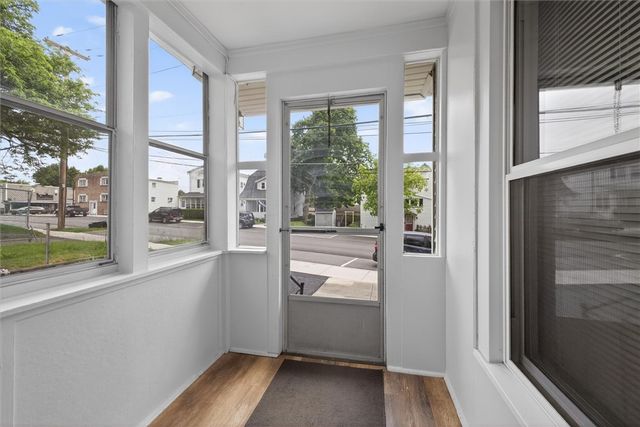 201 West Elm Street, East Rochester, NY 14445