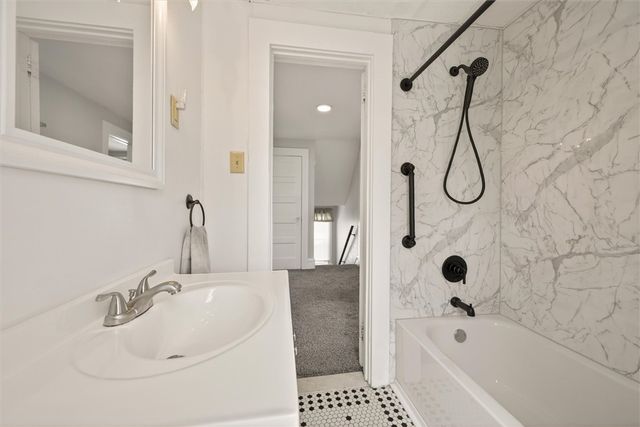 201 West Elm Street, East Rochester, NY 14445