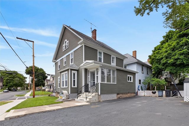 201 West Elm Street, East Rochester, NY 14445