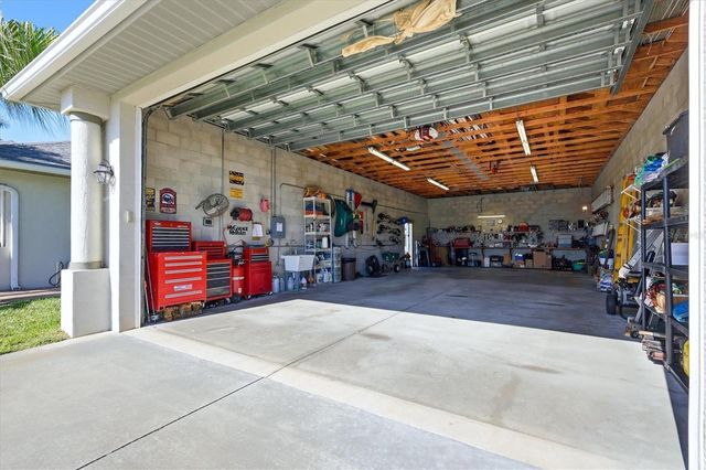 8050 TRACY CIRCLE, Port Charlotte, FL 33981