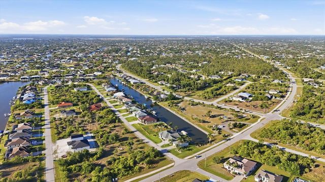 8050 TRACY CIRCLE, Port Charlotte, FL 33981