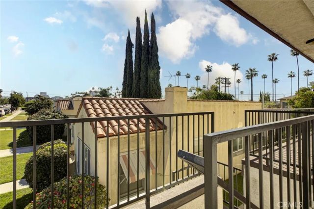 732 W Dryden, Glendale, CA 91202