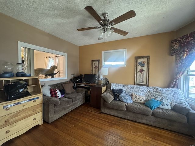 29 Adams Ave, Everett, MA 02149