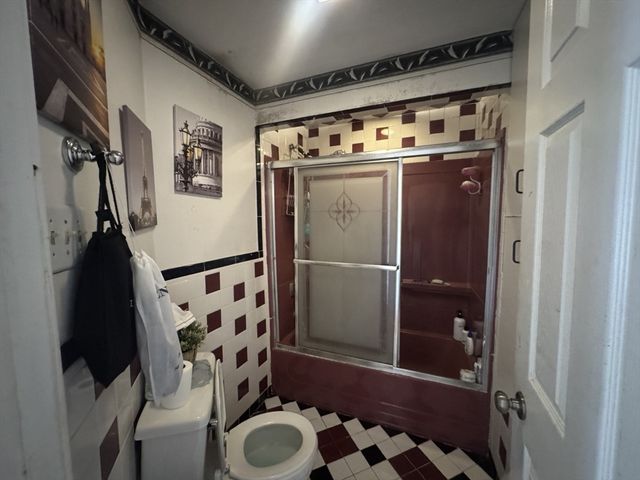 29 Adams Ave, Everett, MA 02149