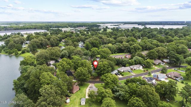 8610 N Lake Shore Drive, Southaven, MS 38671