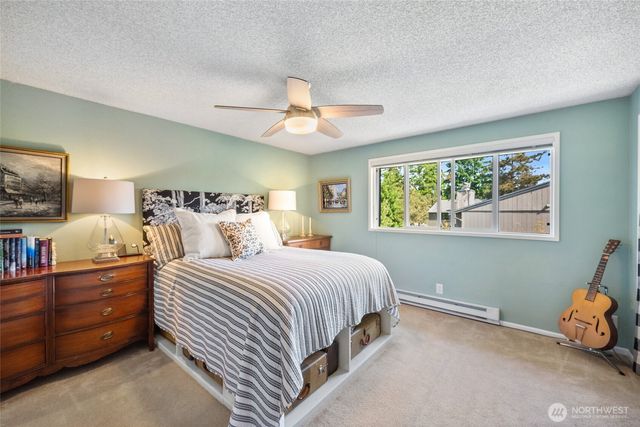 21105 80th Avenue W #103, Edmonds, WA 98026