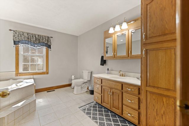 54 Jess Crisswell Road, Monticello, KY 42633