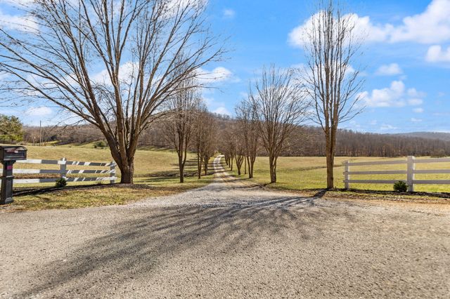 54 Jess Crisswell Road, Monticello, KY 42633