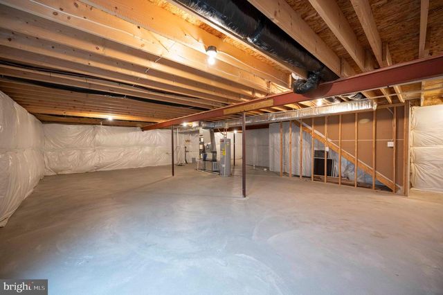 151 COUGILL, Middletown, VA 22645