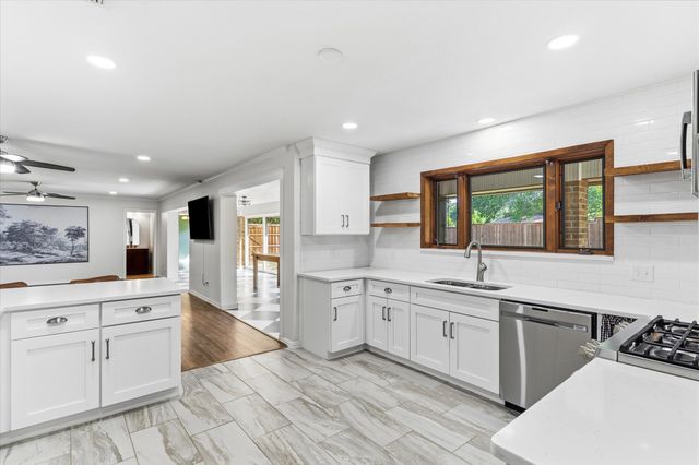 1953 Limerick Lane, Grapevine, TX 76051