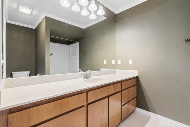 1953 Limerick Lane, Grapevine, TX 76051