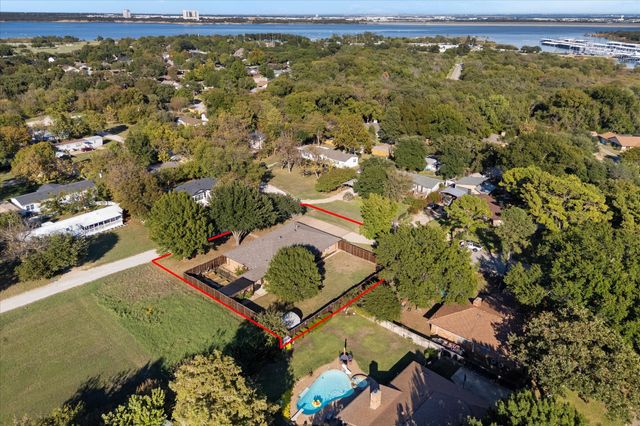 1953 Limerick Lane, Grapevine, TX 76051