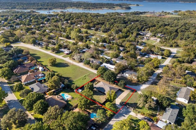 1953 Limerick Lane, Grapevine, TX 76051