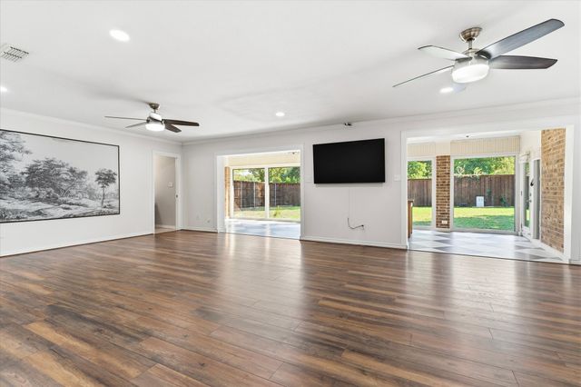 1953 Limerick Lane, Grapevine, TX 76051