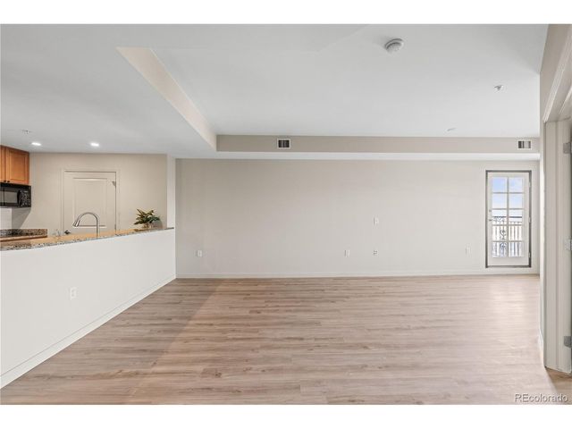 975 N Lincoln St 8B, Denver, CO 80203