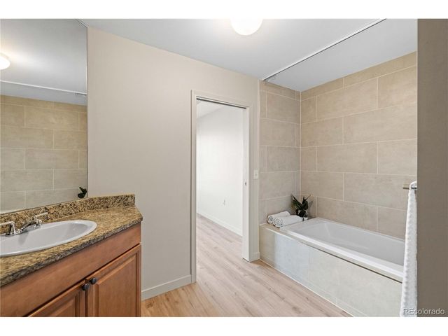 975 N Lincoln St 8B, Denver, CO 80203