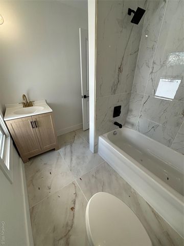 63 Capron Street, Walden, NY 12586