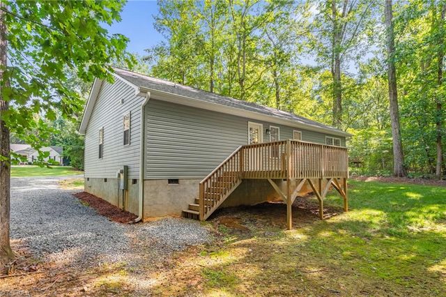 661 Logan Lane, Liberty, NC 27298