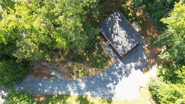 661 Logan Lane, Liberty, NC 27298