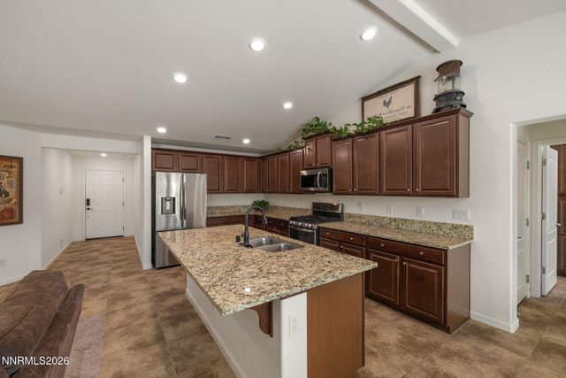 105 Deschutes Drive, Dayton, NV 89403