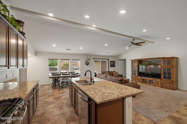 105 Deschutes Drive, Dayton, NV 89403