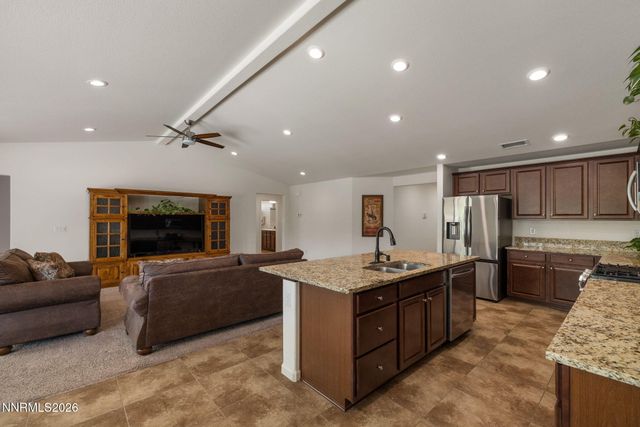 105 Deschutes Drive, Dayton, NV 89403