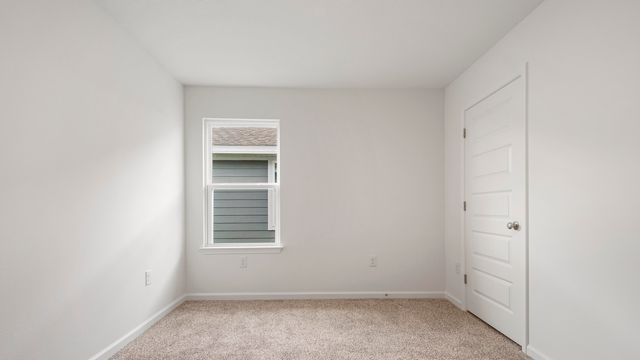 194 W Gray Owl Drive, Freeport, FL 32439