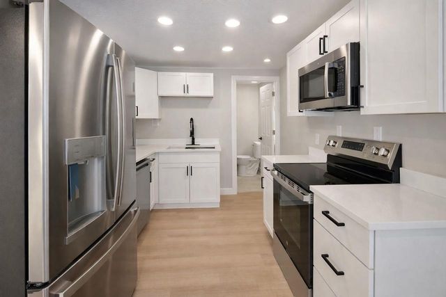 8444 Fish Hatchery ROAD, Burlington, WI 53105