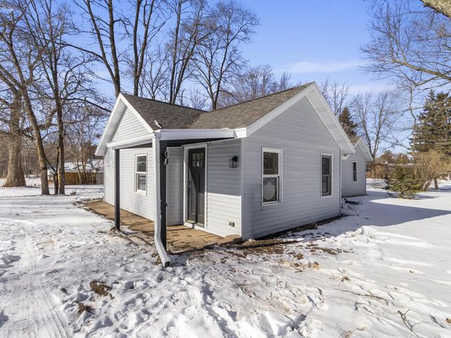 8444 Fish Hatchery ROAD, Burlington, WI 53105