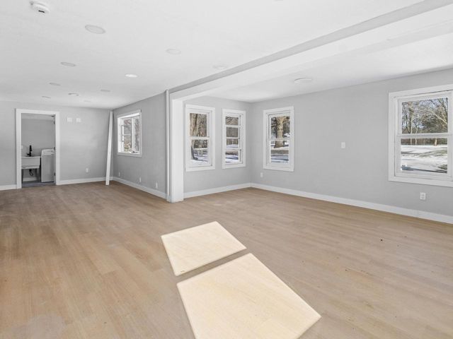 8444 Fish Hatchery ROAD, Burlington, WI 53105