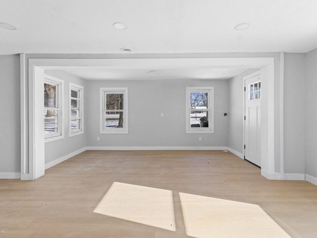 8444 Fish Hatchery ROAD, Burlington, WI 53105