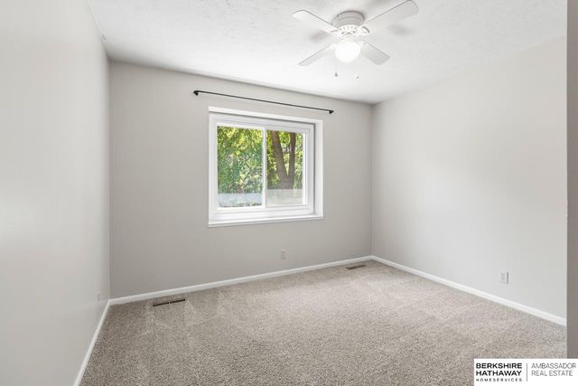 4408 Anchor Mill Road, Bellevue, NE 68123