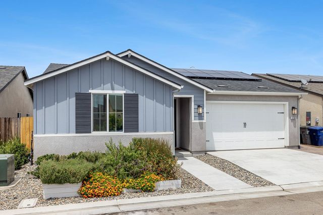 6538 E Lamona Avenue, Fresno, CA 93727
