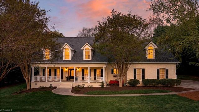 6203 Moores Creek Drive, Summerfield, NC 27358