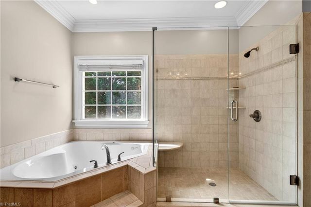 6203 Moores Creek Drive, Summerfield, NC 27358