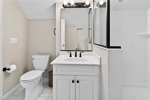 6203 Moores Creek Drive, Summerfield, NC 27358