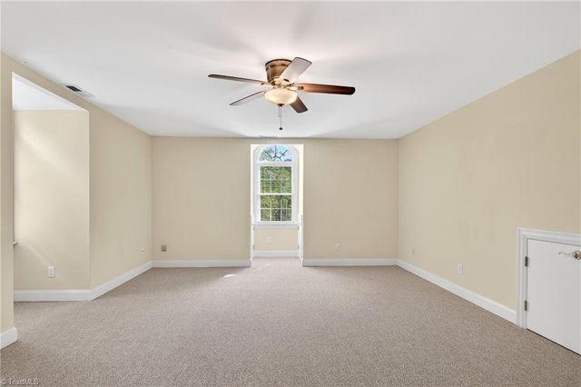 6203 Moores Creek Drive, Summerfield, NC 27358