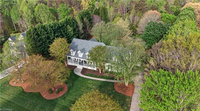 6203 Moores Creek Drive, Summerfield, NC 27358