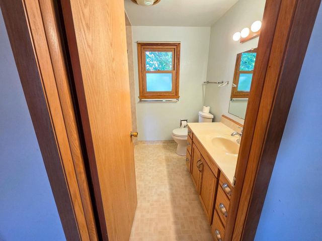 1310 STEAD DRIVE, Menasha, WI 54952