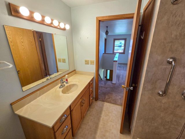 1310 STEAD DRIVE, Menasha, WI 54952