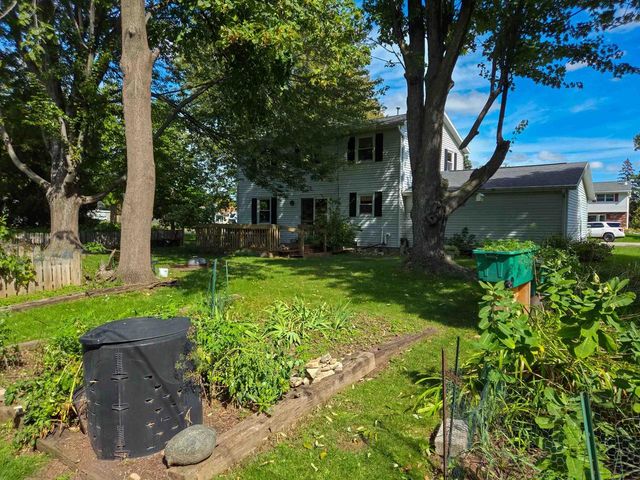 1310 STEAD DRIVE, Menasha, WI 54952
