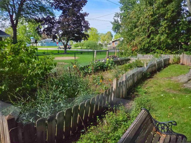 1310 STEAD DRIVE, Menasha, WI 54952
