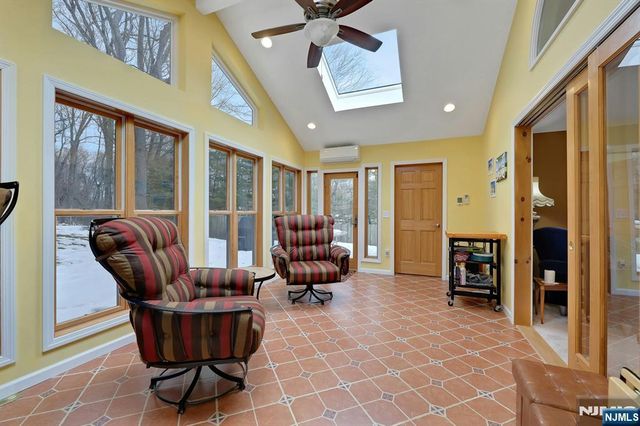 9 Lockwood Lane, Closter, NJ 07624