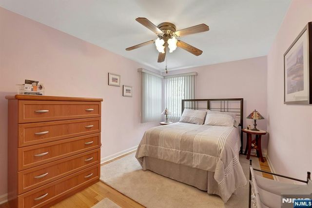 9 Lockwood Lane, Closter, NJ 07624