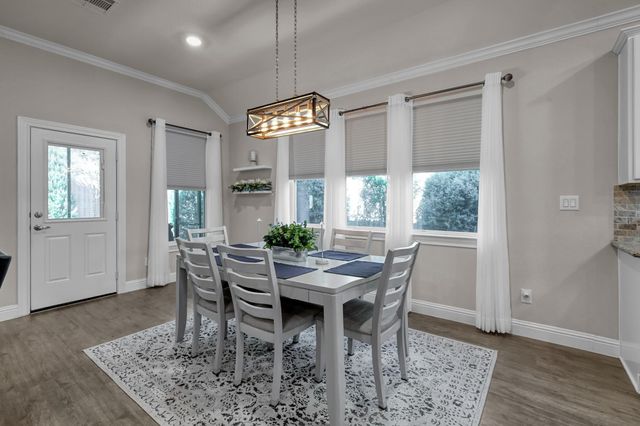 19041 Villa Lane, Montgomery, TX 77356